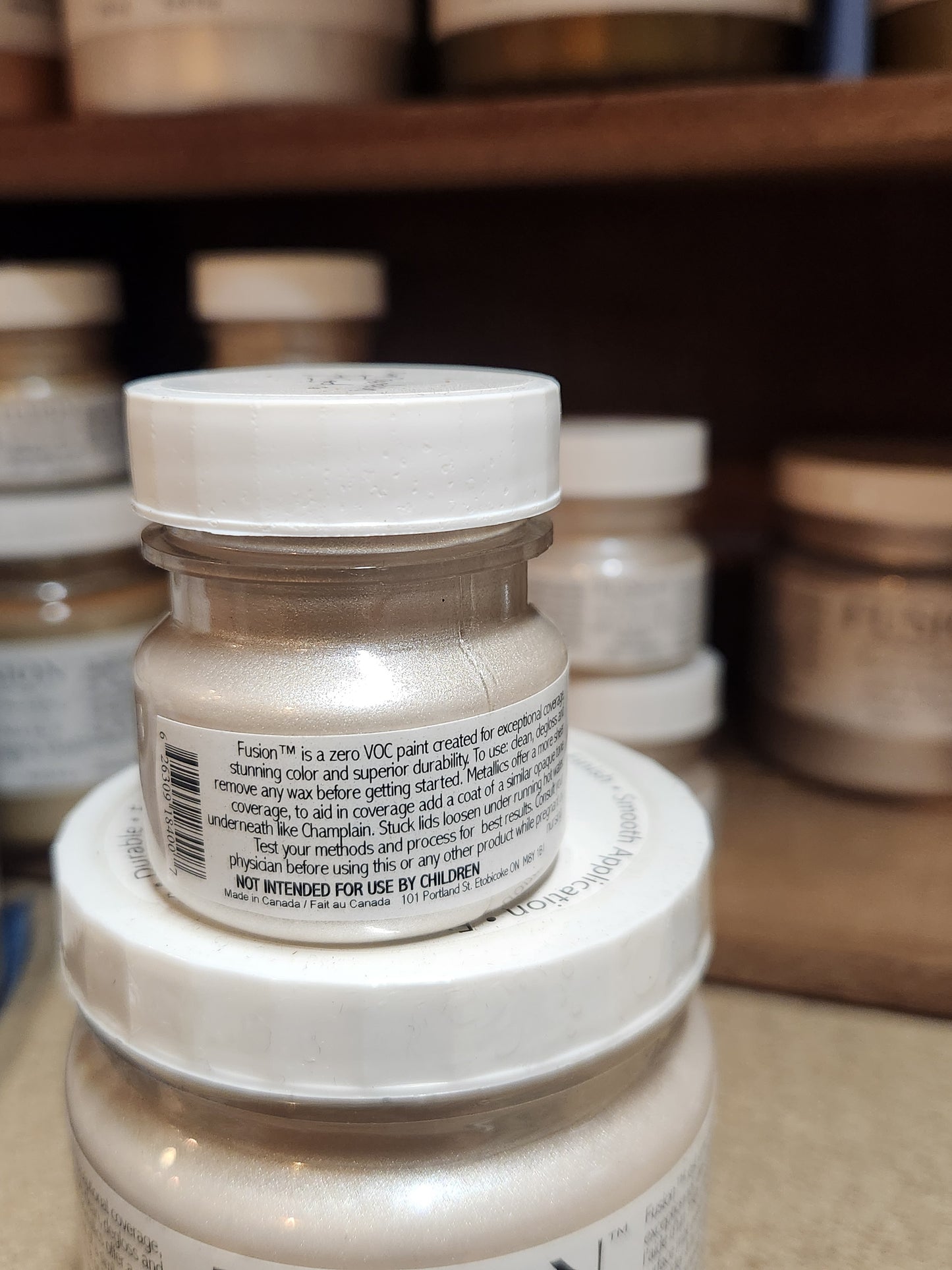 FUSION MINERAL PAINT- Metallics Champagne