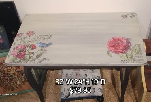 PAINTED TABLE WITH TRANSFERS